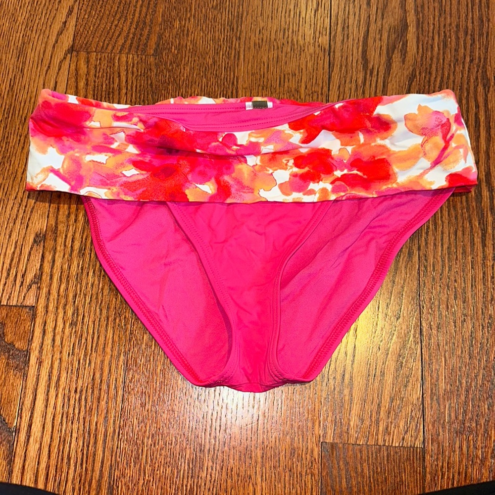 Tommy Bahama High-Waist foldover hipster bikini bottom - size M